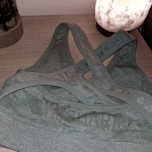 Gymshark Camo bra
